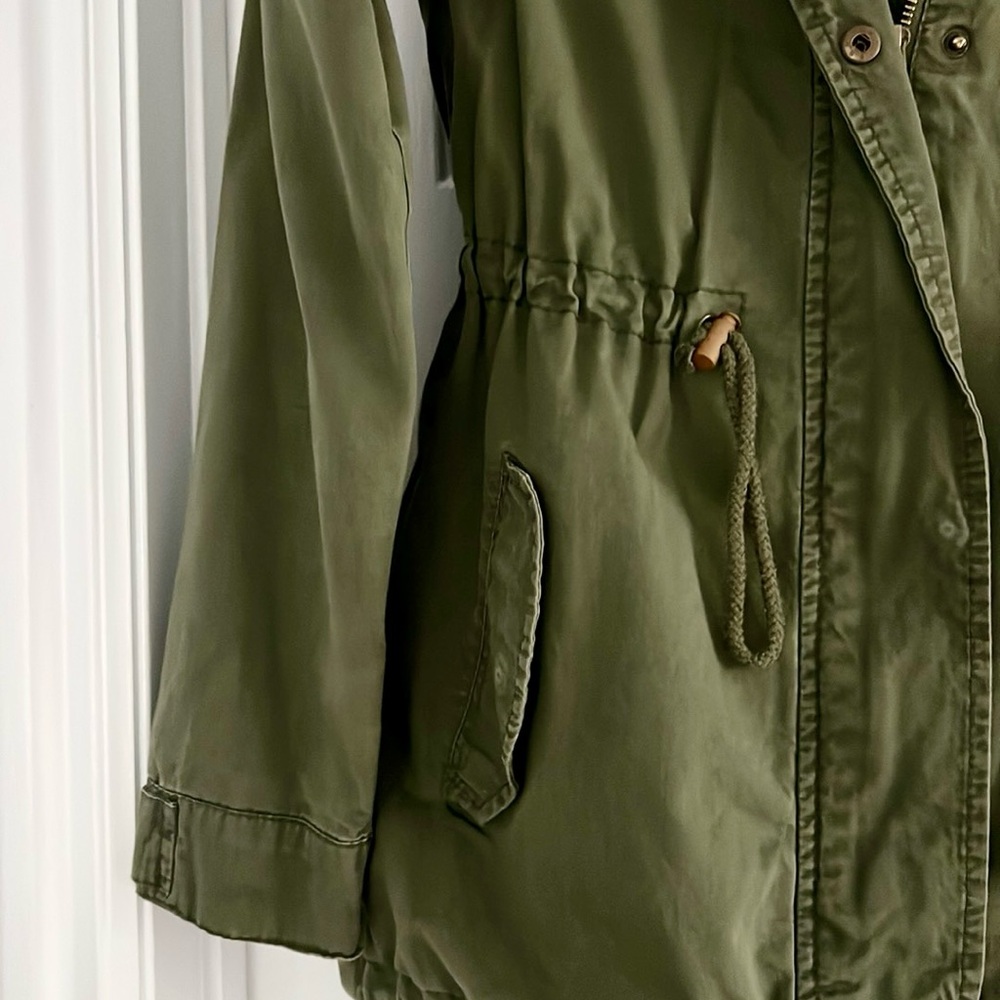 🍎 Bohme Military Green Hooded Jacket - Picture 5 of 8